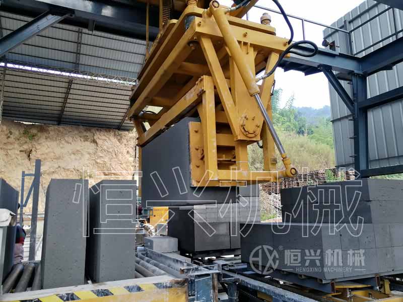 免蒸加(jia)氣混凝(níng)土設備(bèi)試機要(yao)求